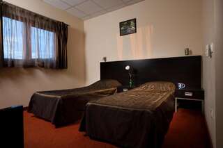 Мотели Motel Ihtiman Ихтиман Двухместный номер с 1 кроватью или 2 отдельными кроватями-3